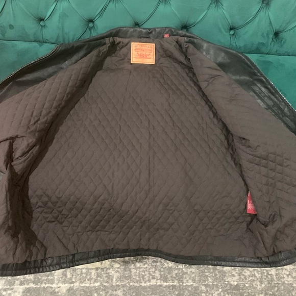 Levi’s leather motorcycle jacket - Picture 2 of 3